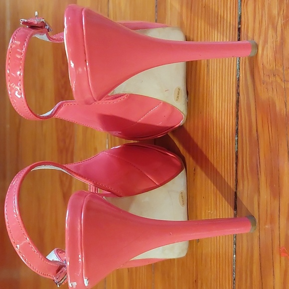 BCBGeneration Shoes - Picture 4 of 11